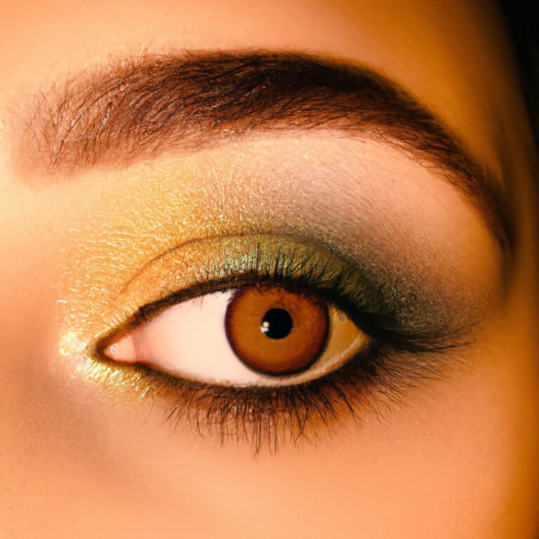 Sunset Eyes: Blending Warm Hues for Mesmerizing Eye Makeup